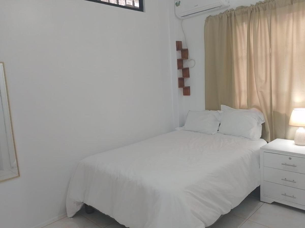 Comfortable 3-Bedroom Apartment, Close To The American Consulate Гуаякиль Экстерьер фото